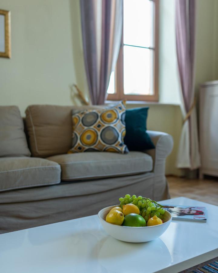 Two Bedroom Apartment For 6 People วอร์ซอ ภายนอก รูปภาพ