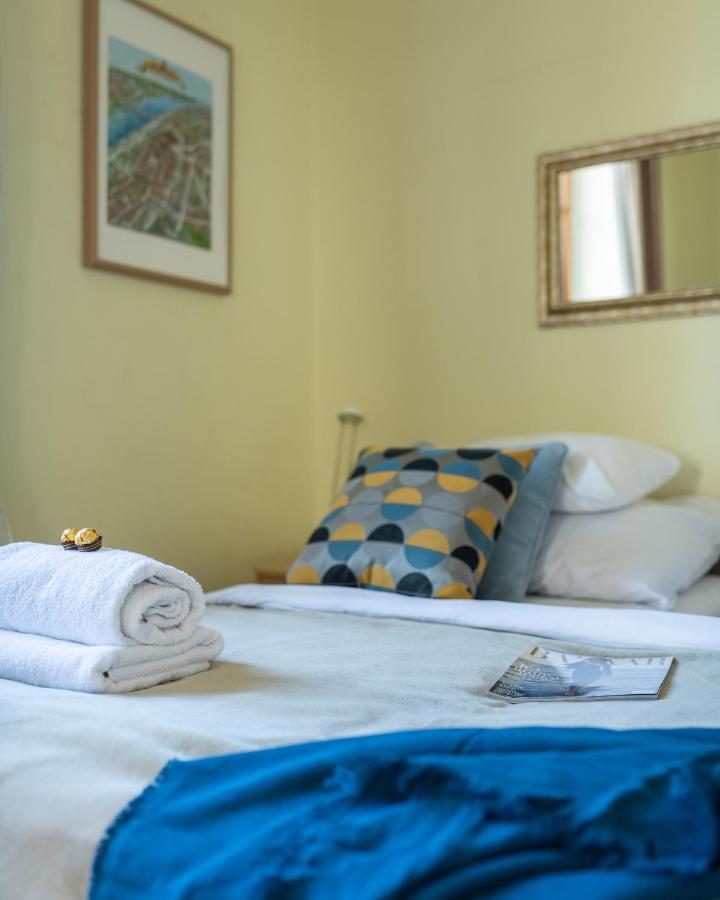 Two Bedroom Apartment For 6 People วอร์ซอ ภายนอก รูปภาพ