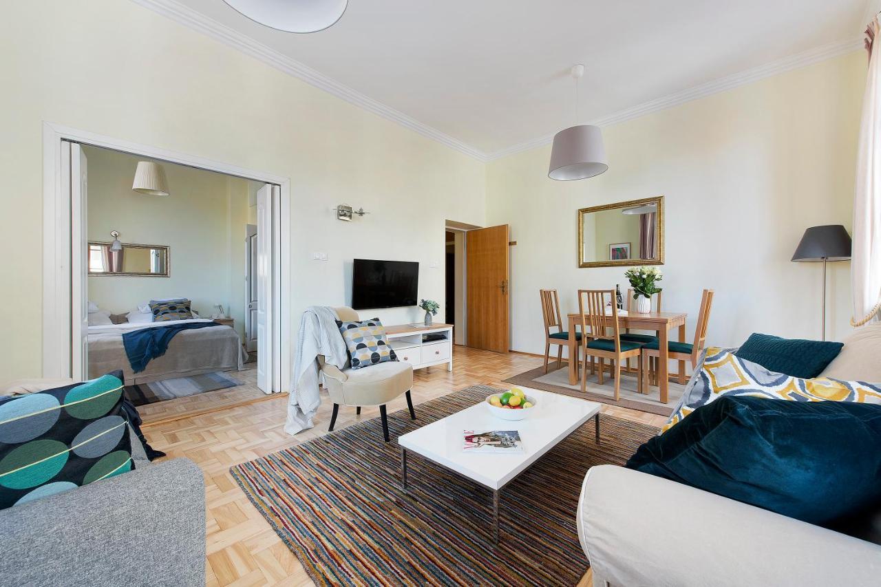 Two Bedroom Apartment For 6 People วอร์ซอ ภายนอก รูปภาพ